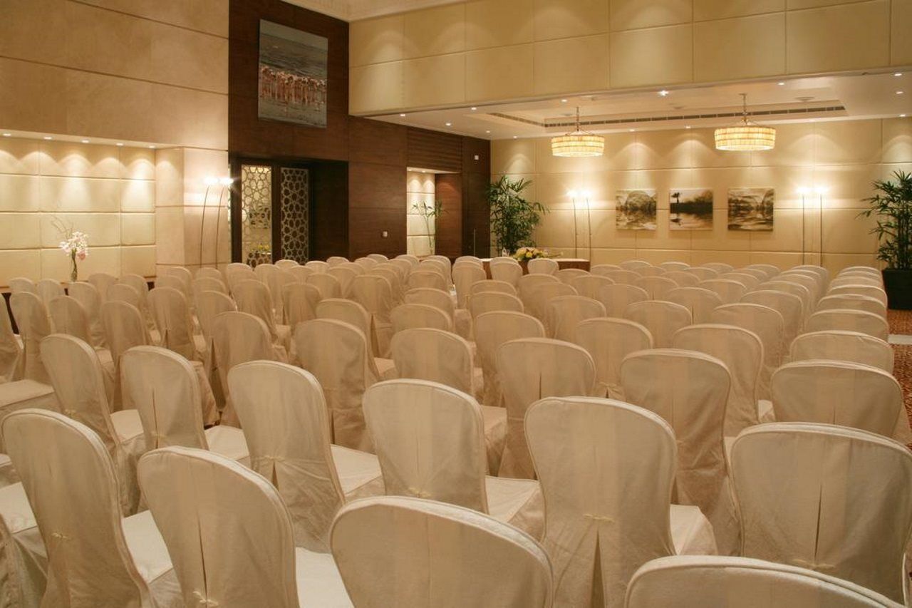 Hyatt Regency Al Kout Mall Kuwait City Exteriér fotografie The ballroom